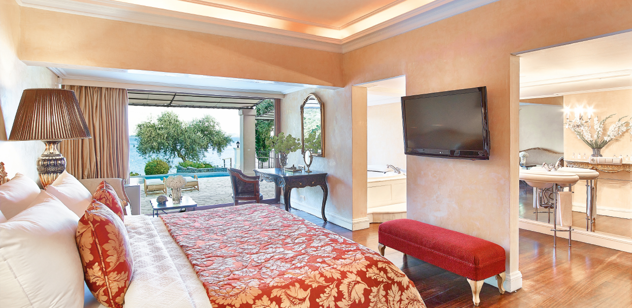 04-master-bedroom-palazzo-imperiale-private-pool-corfu-imperial-accommodation